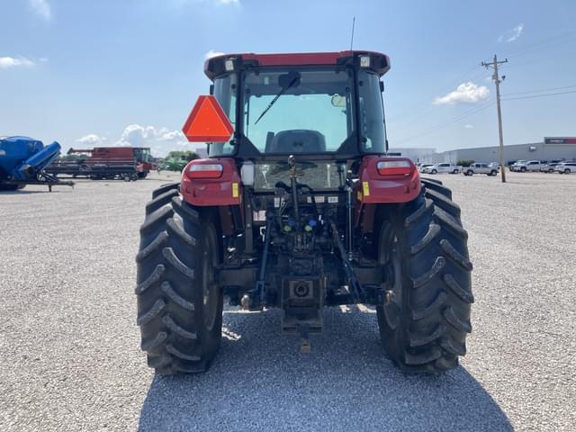 Image of Case IH Farmall 100C equipment image 3