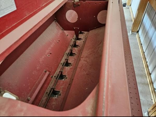 Image of Case IH 5100 equipment image 2