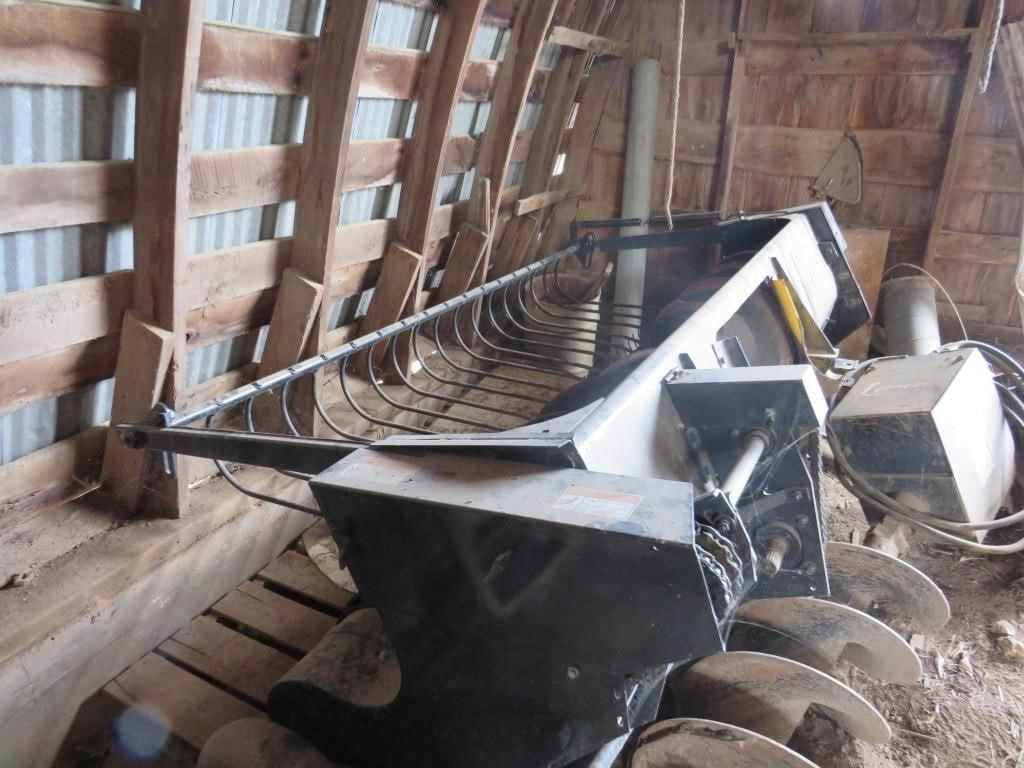 Case IH HDX20P Equipment Image0