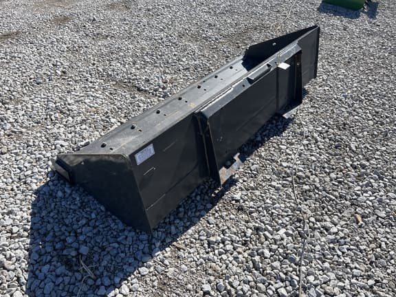 Image of Case IH Bucket equipment image 3