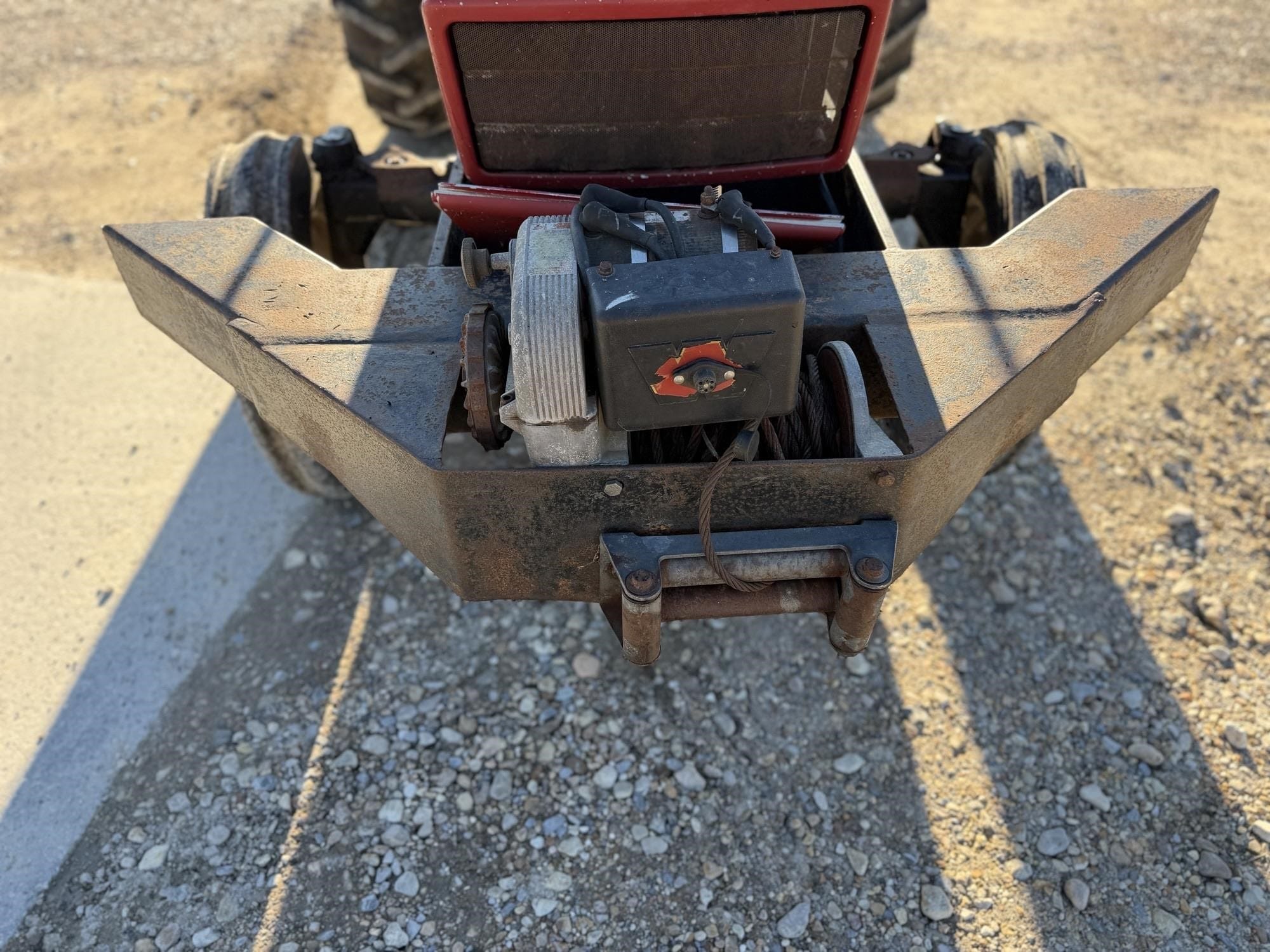 Case IH 395 Equipment Image0
