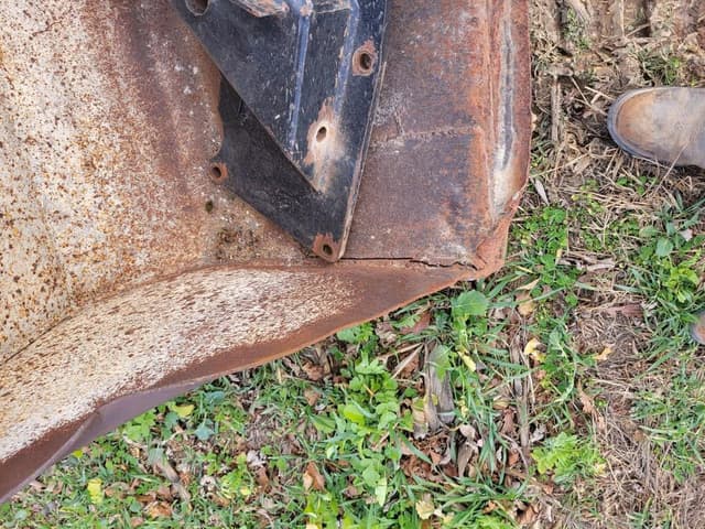 Image of Case IH L300 equipment image 3