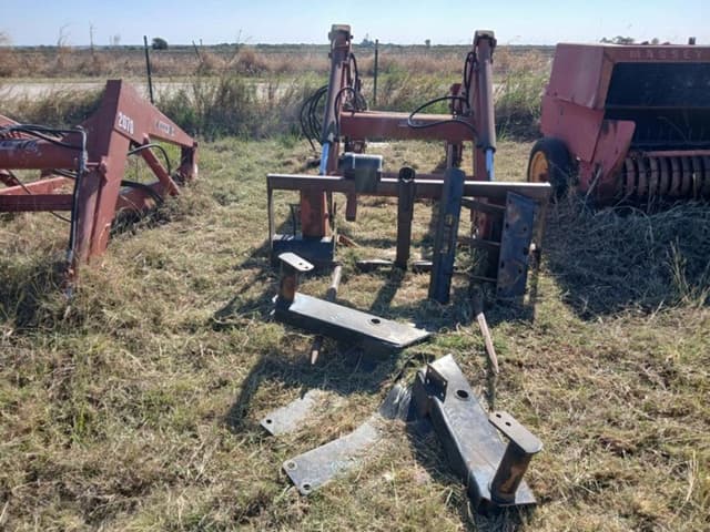 Image of Case IH L300 equipment image 1