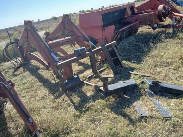 Image of Case IH L300 equipment image 2