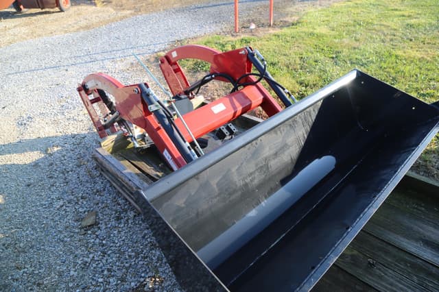 Image of Case IH L340A equipment image 3