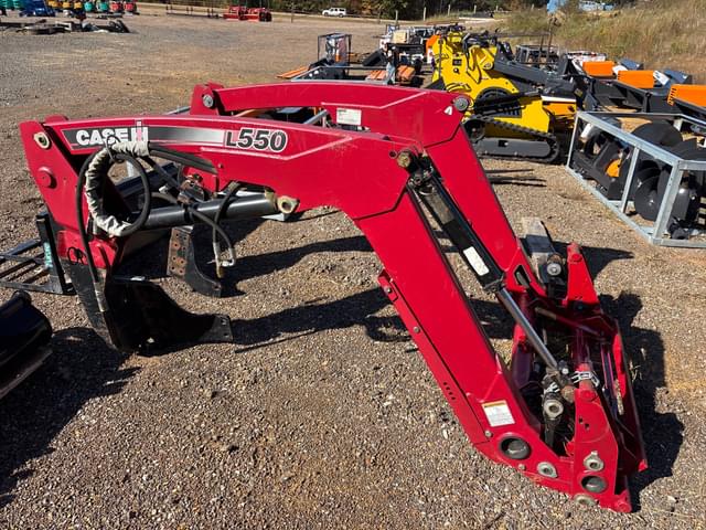 Image of Case IH L550 equipment image 3
