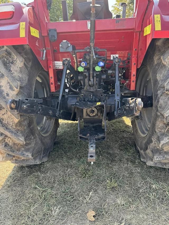 Image of Case IH Farmall 75C equipment image 3