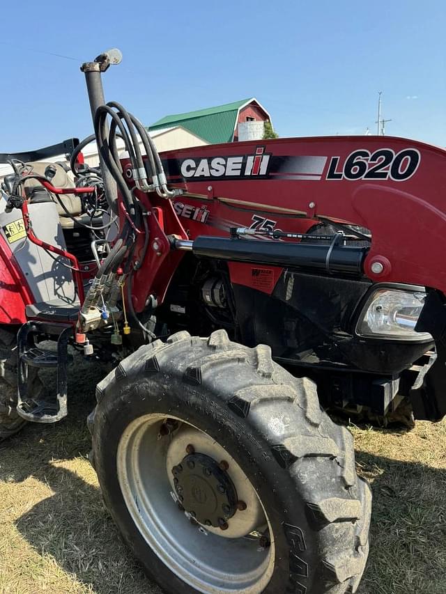 Image of Case IH Farmall 75C equipment image 1