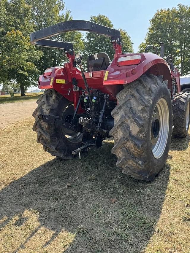 Image of Case IH Farmall 75C equipment image 2