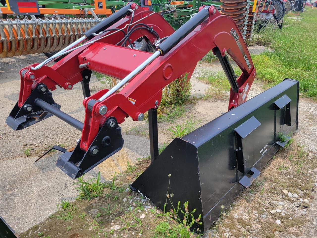 Main image Case IH L630