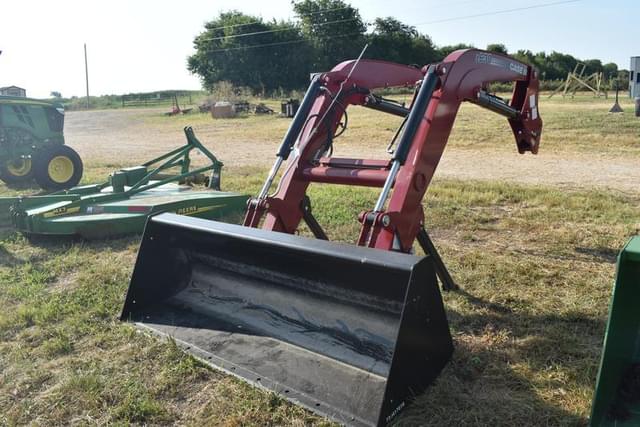 Image of Case IH L630 equipment image 2