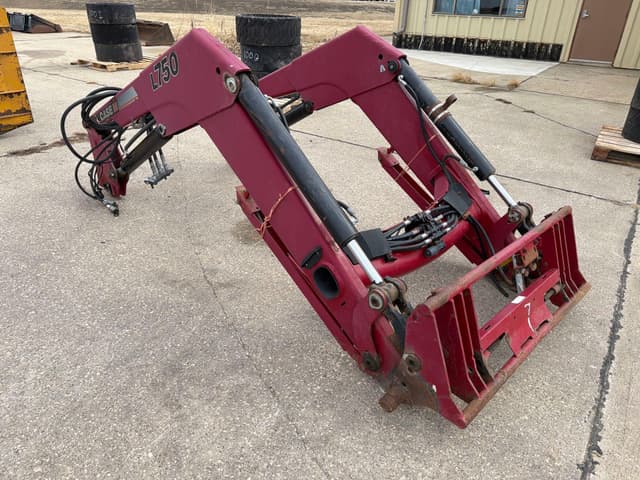 Image of Case IH L750 equipment image 1