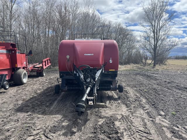 Image of Case IH LB333 equipment image 2