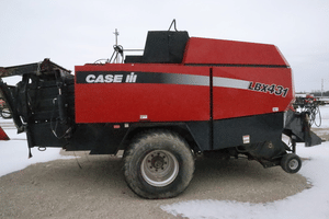 SOLD - Case IH LBX431 Hay and Forage with --- Bales | Tractor Zoom
