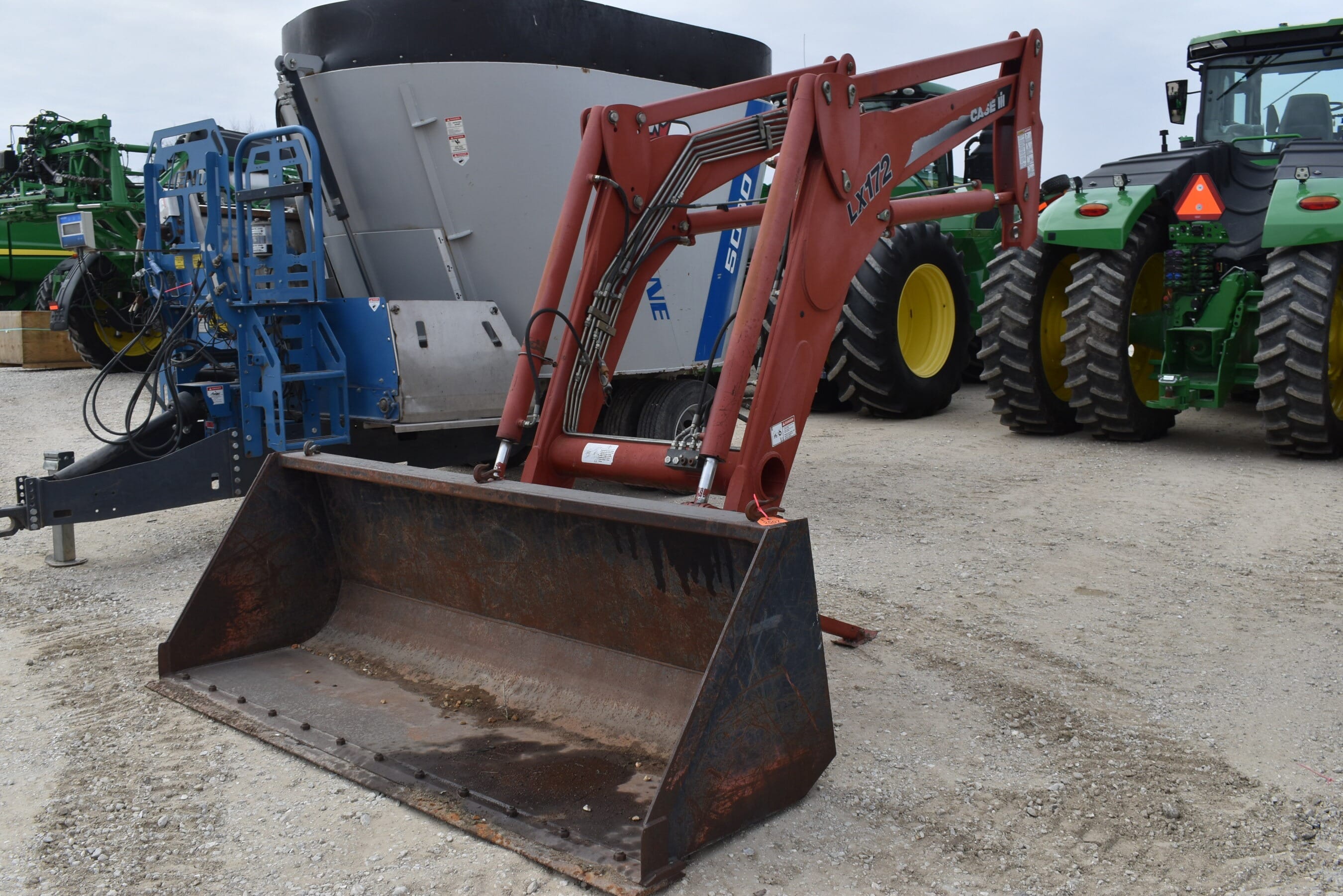 Case IH LX172 Equipment Image0