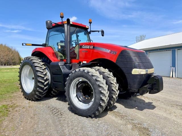 Image of Case IH Magnum 235 equipment image 1