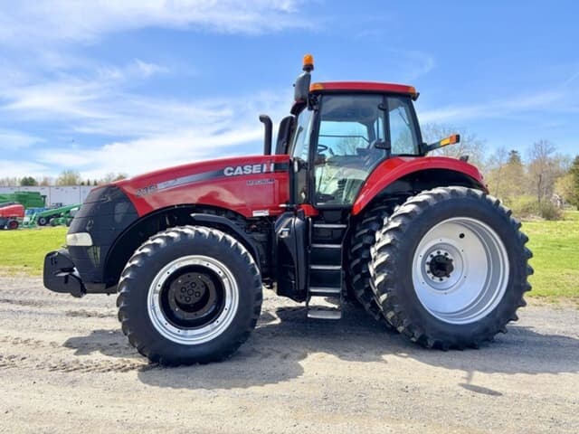 Image of Case IH Magnum 235 equipment image 2