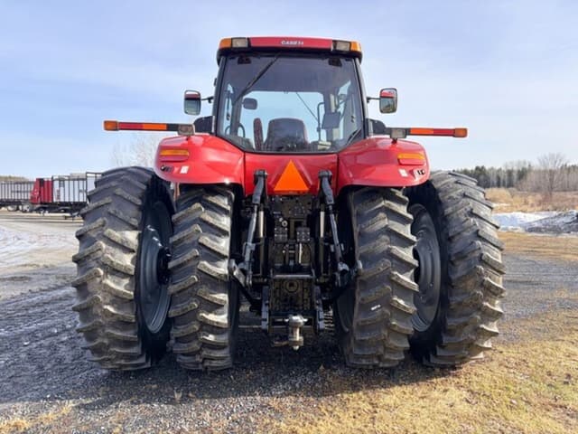 Image of Case IH Magnum 335 equipment image 4