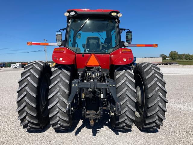 Image of Case IH Magnum 180 equipment image 3