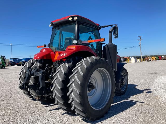 Image of Case IH Magnum 180 equipment image 2