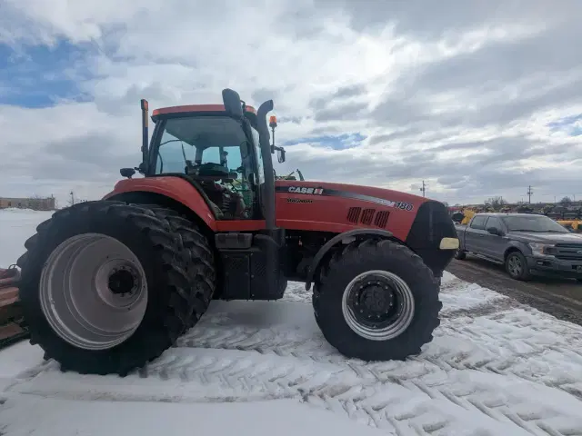 Image of Case IH Magnum 180 equipment image 3