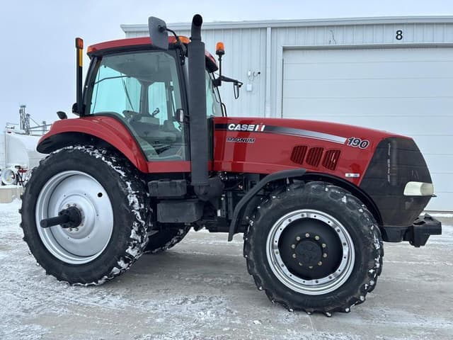 Image of Case IH Magnum 190 equipment image 2