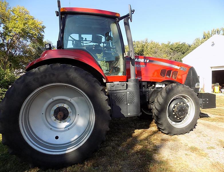 Image of Case IH Magnum 190 Primary image