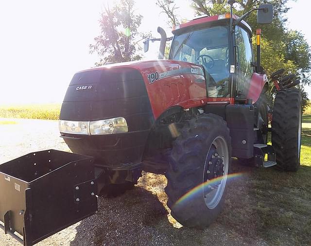 Image of Case IH Magnum 190 equipment image 2