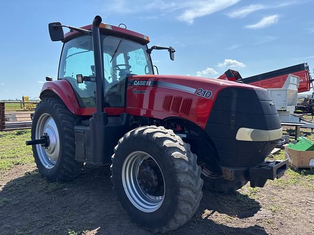 Image of Case IH Magnum 210 equipment image 2