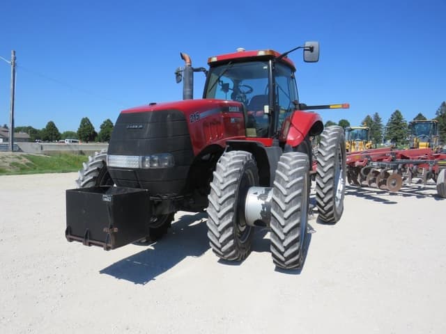 Image of Case IH Magnum 215 equipment image 2