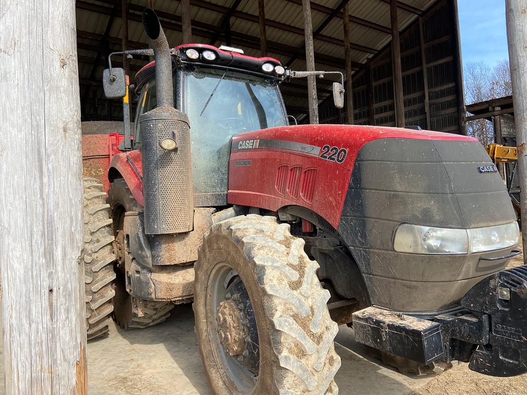 Image of Case IH Magnum 220 Primary image