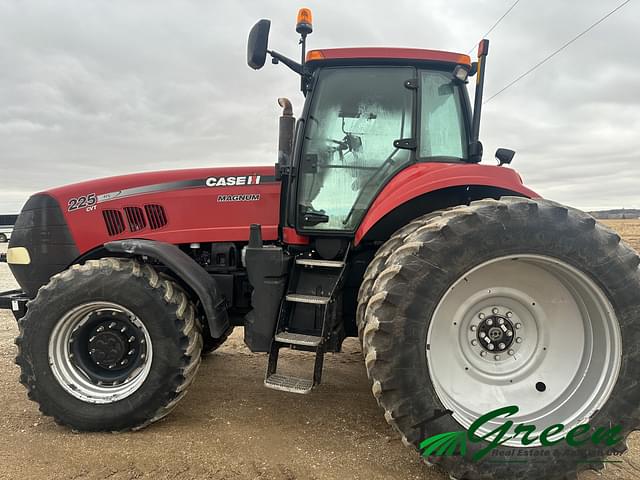 Image of Case IH Magnum 225 equipment image 2