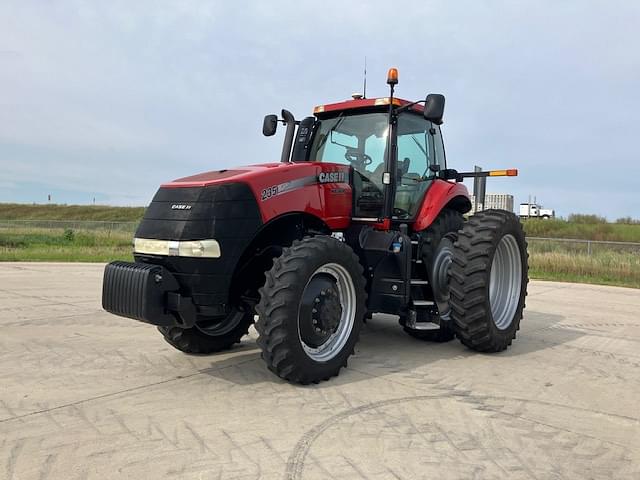 Image of Case IH Magnum 235 Primary image