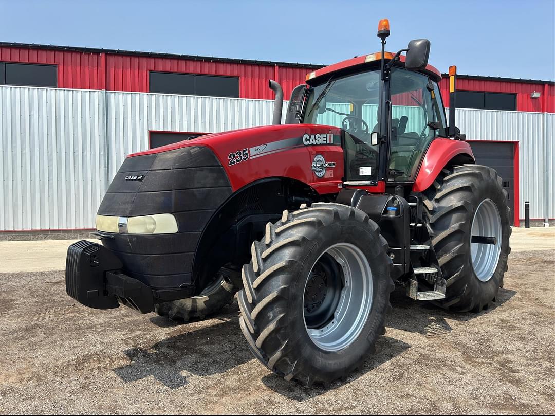 Image of Case IH Magnum 235 Primary image