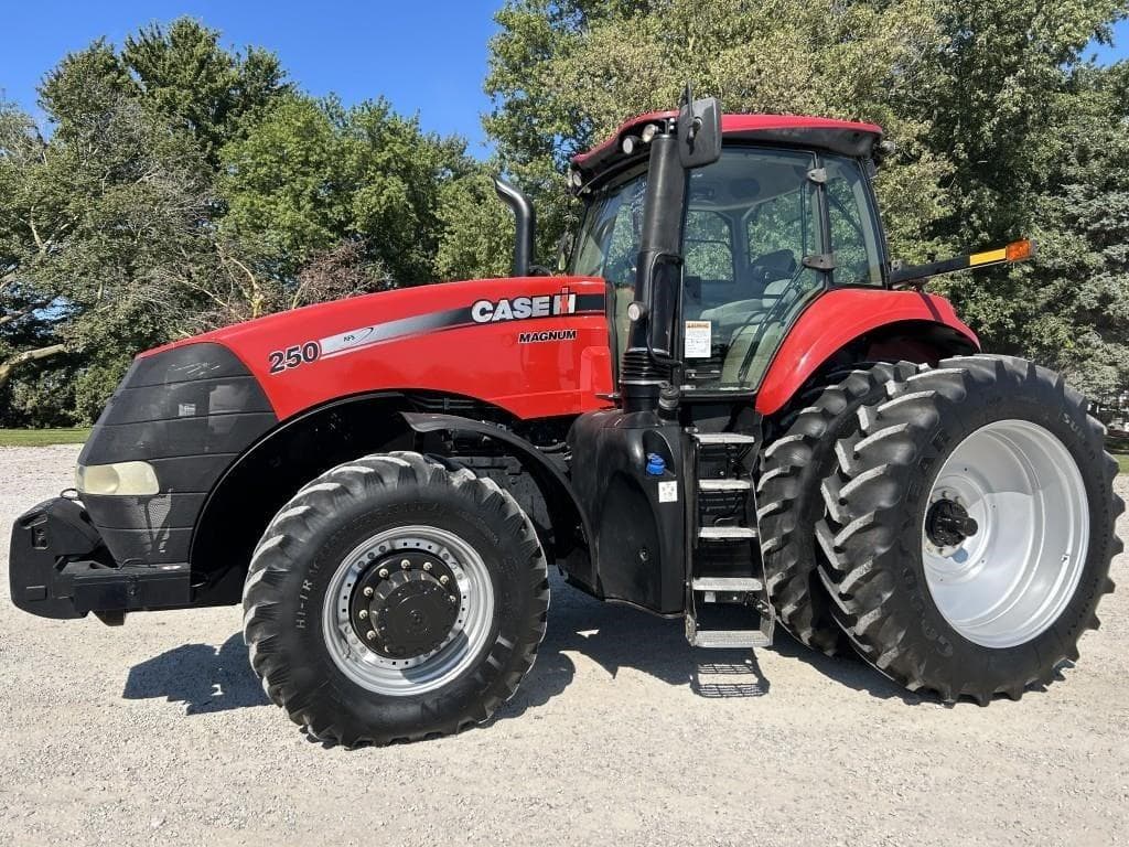 Image of Case IH Magnum 250 Primary image