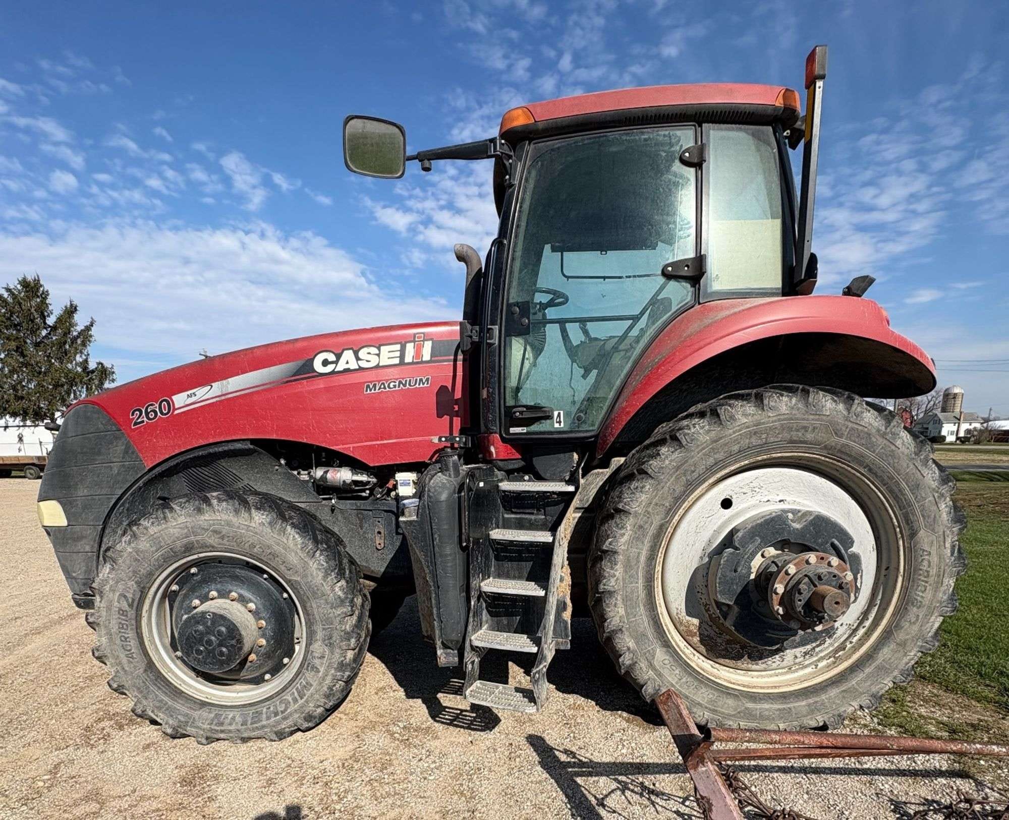 Case IH Magnum 260 Equipment Image0