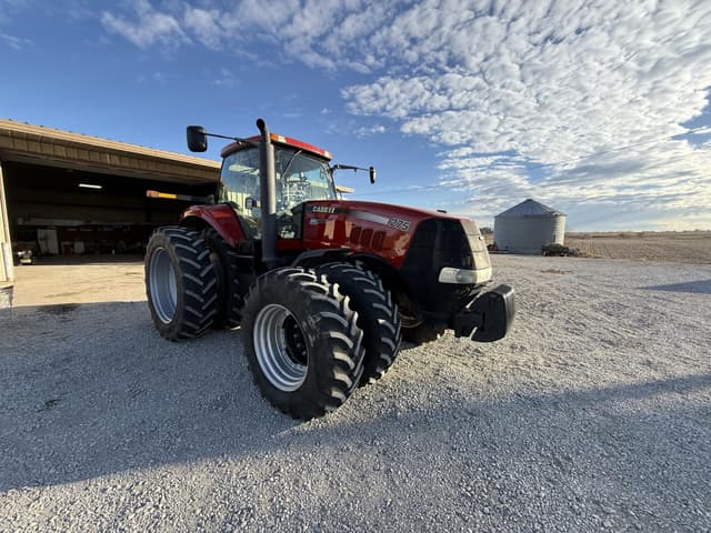 Image of Case IH Magnum 275 equipment image 3