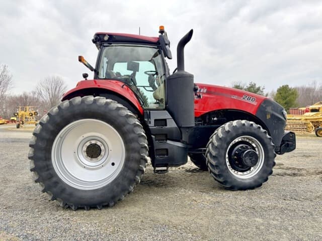 Image of Case IH Magnum 280 equipment image 3