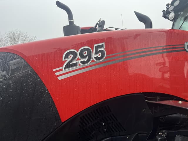 Image of Case IH Magnum 295 equipment image 1
