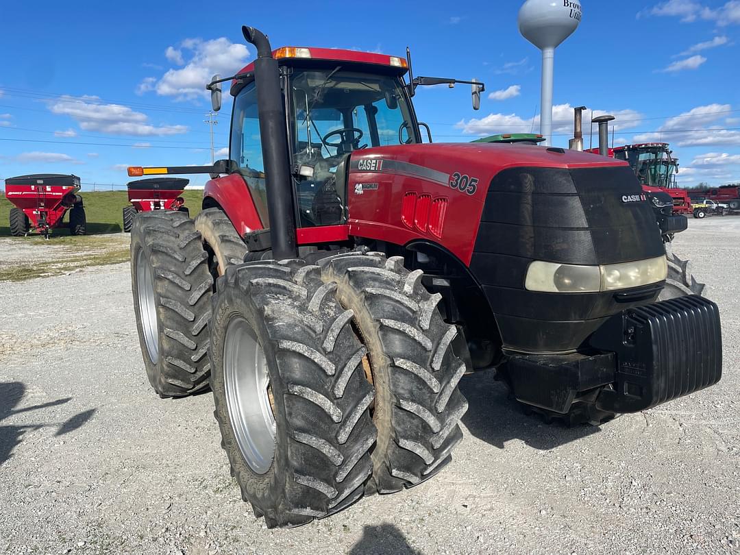 Image of Case IH Magnum 305 Primary image