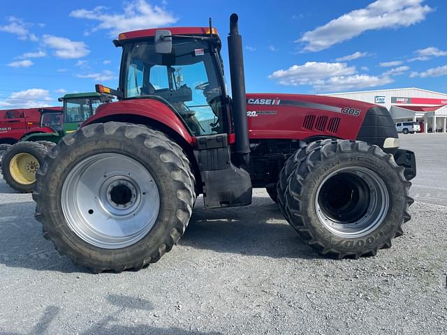 Image of Case IH Magnum 305 equipment image 1