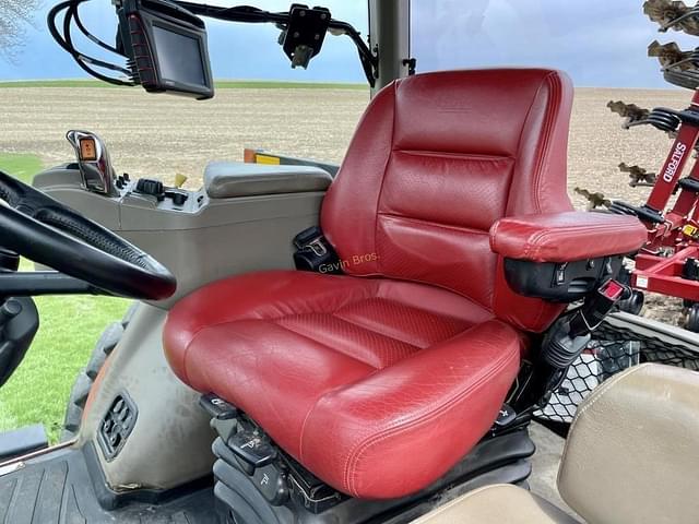 Thumbnail image Case IH Magnum 305 11