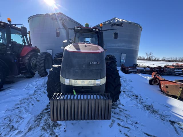 Image of Case IH Magnum 310 equipment image 2
