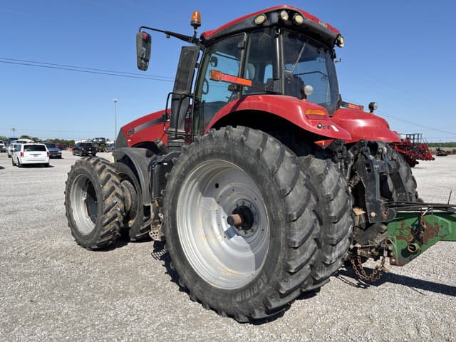 Image of Case IH Magnum 310 equipment image 4