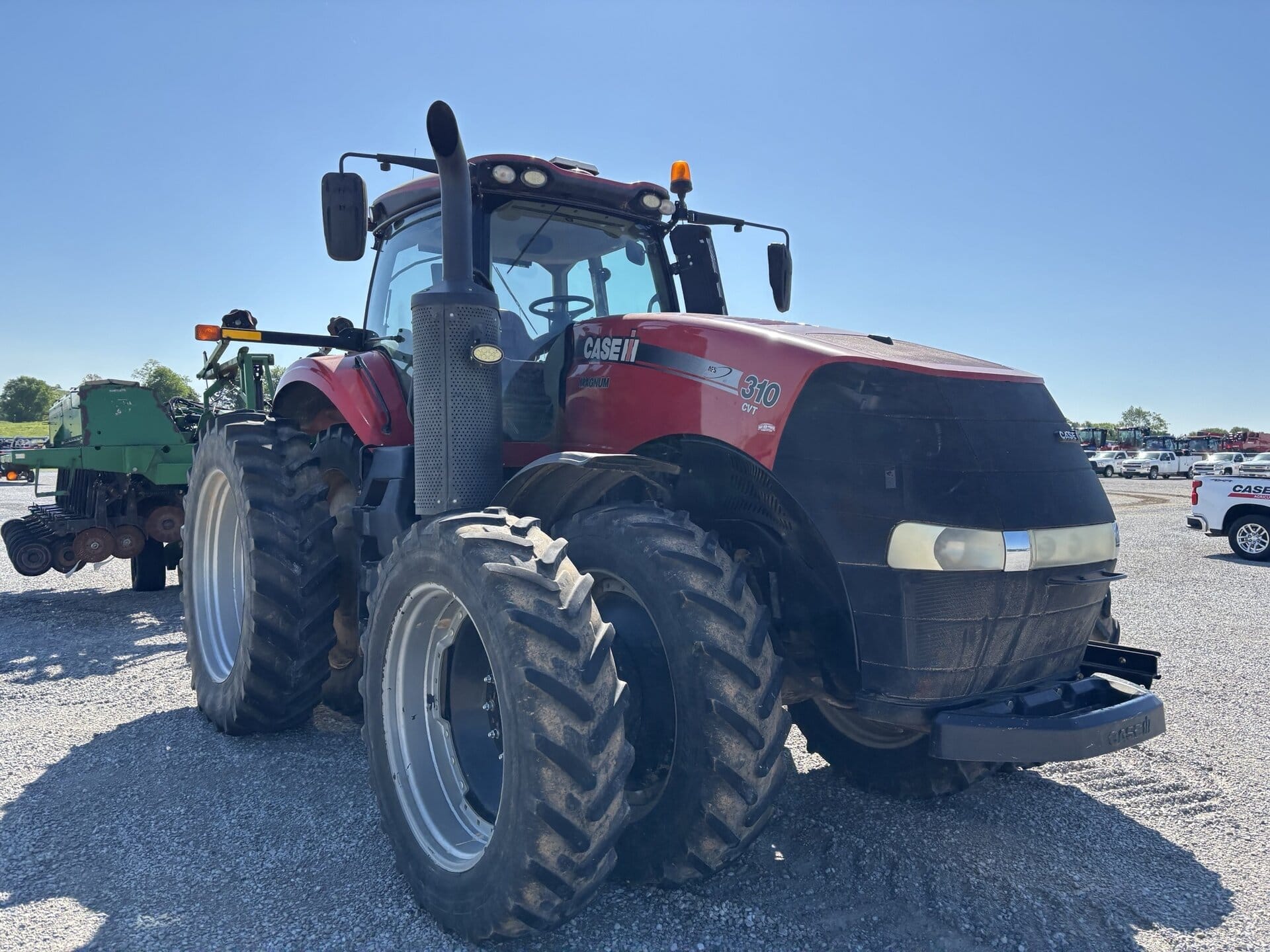 Case IH Magnum 310 Equipment Image0