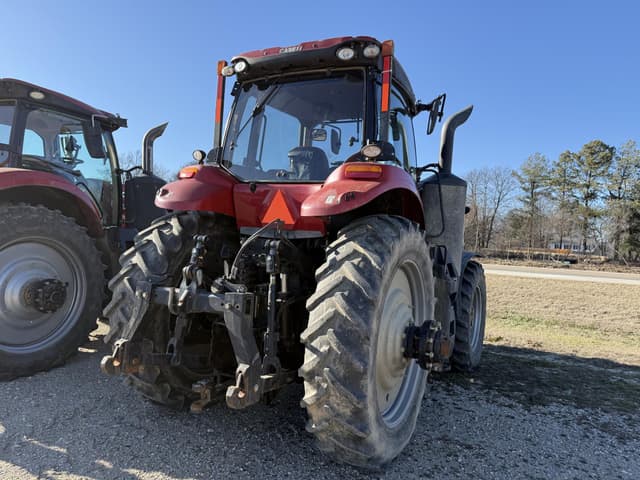 Image of Case IH Magnum 310 equipment image 4