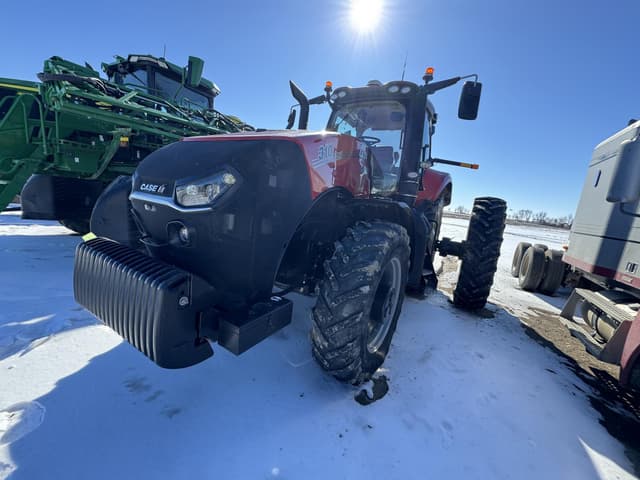 Image of Case IH Magnum 310 equipment image 3