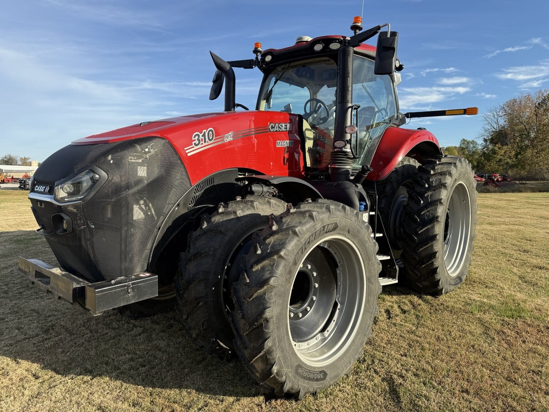Case IH Magnum 310 Equipment Image0