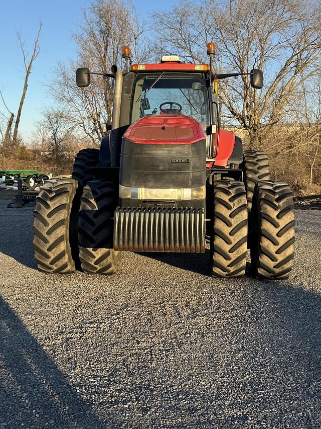 Image of Case IH Magnum 315 equipment image 2