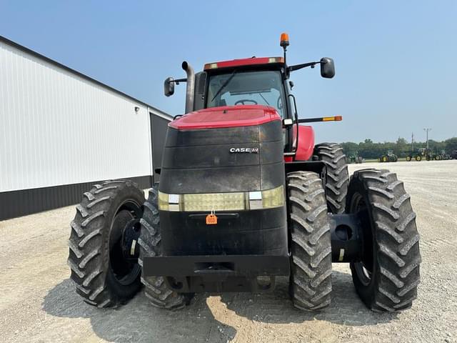 Image of Case IH Magnum 340 equipment image 2